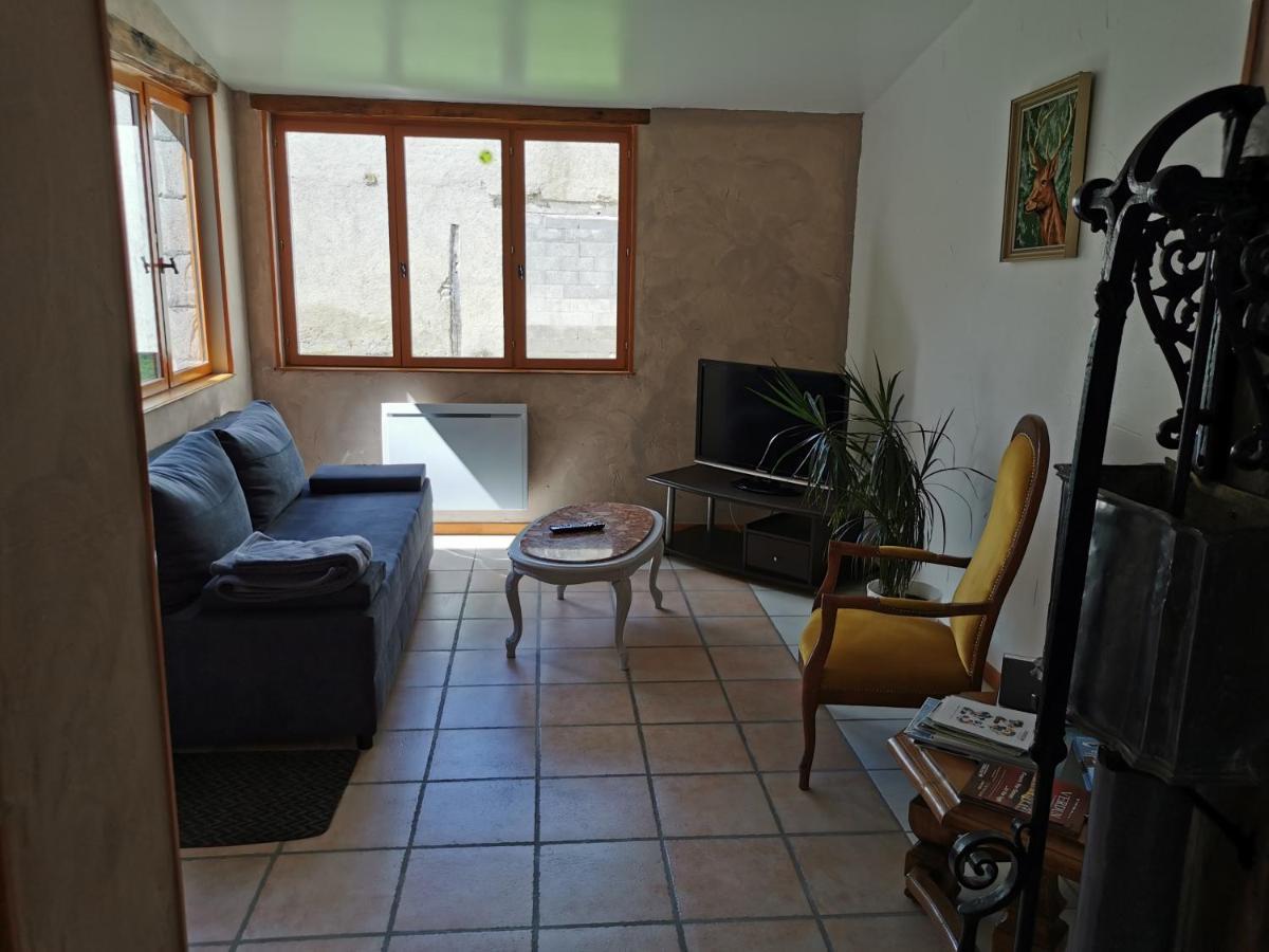 Le Vieux Chene Apartment Parois Екстериор снимка