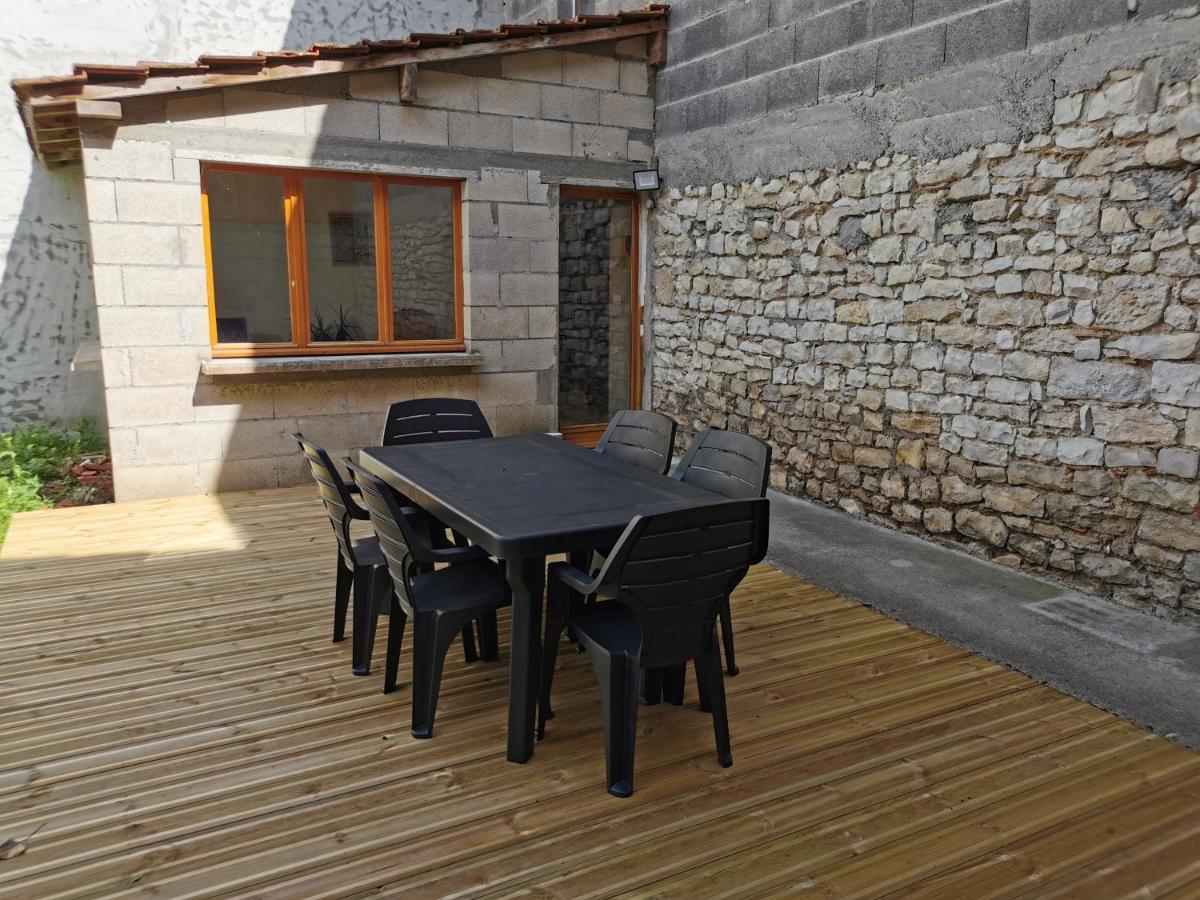 Le Vieux Chene Apartment Parois Екстериор снимка